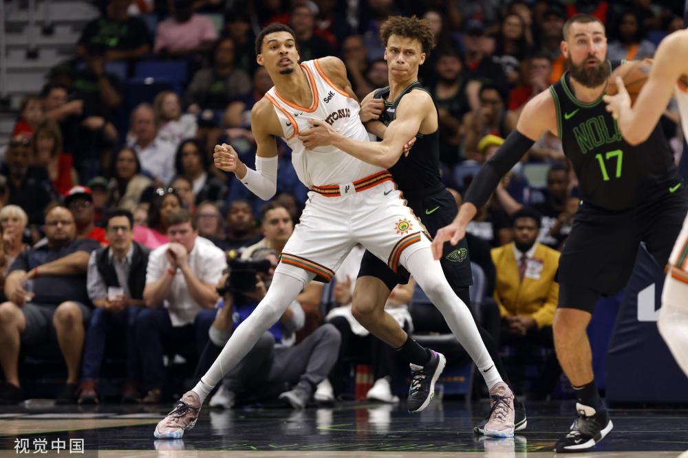 赛场馆的现 赛场馆的现