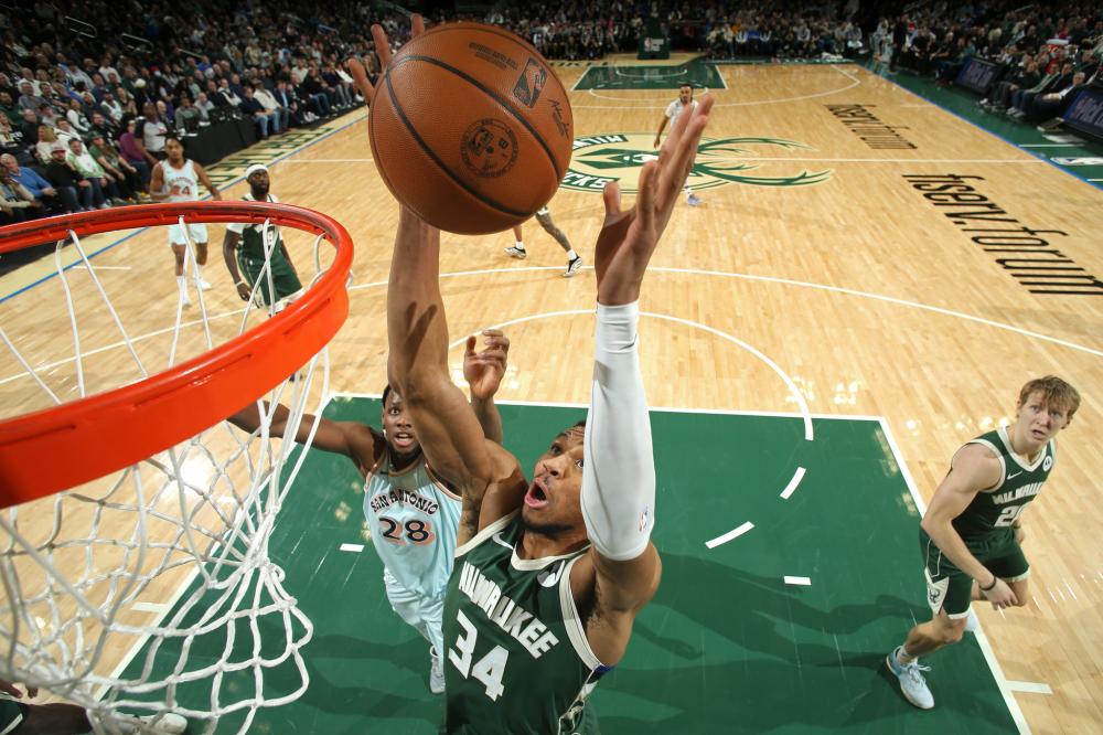 或长传撕开 或长传撕开