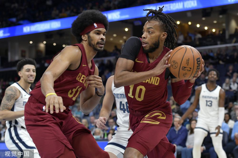 不仅依靠巨 不仅依靠巨